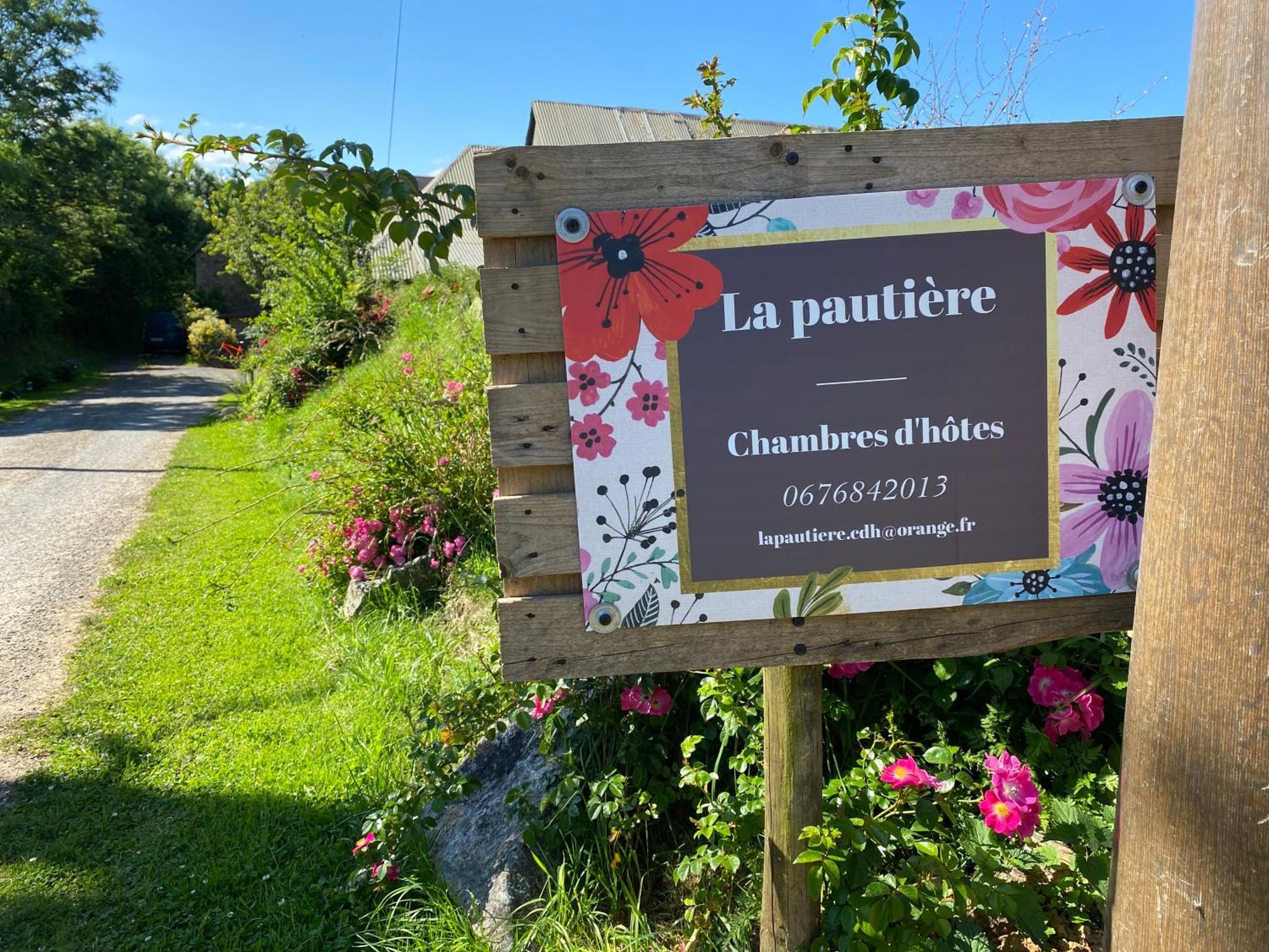 La Pautiere Bed & Breakfast Saint-Sauveur-Lendelin ภายนอก รูปภาพ